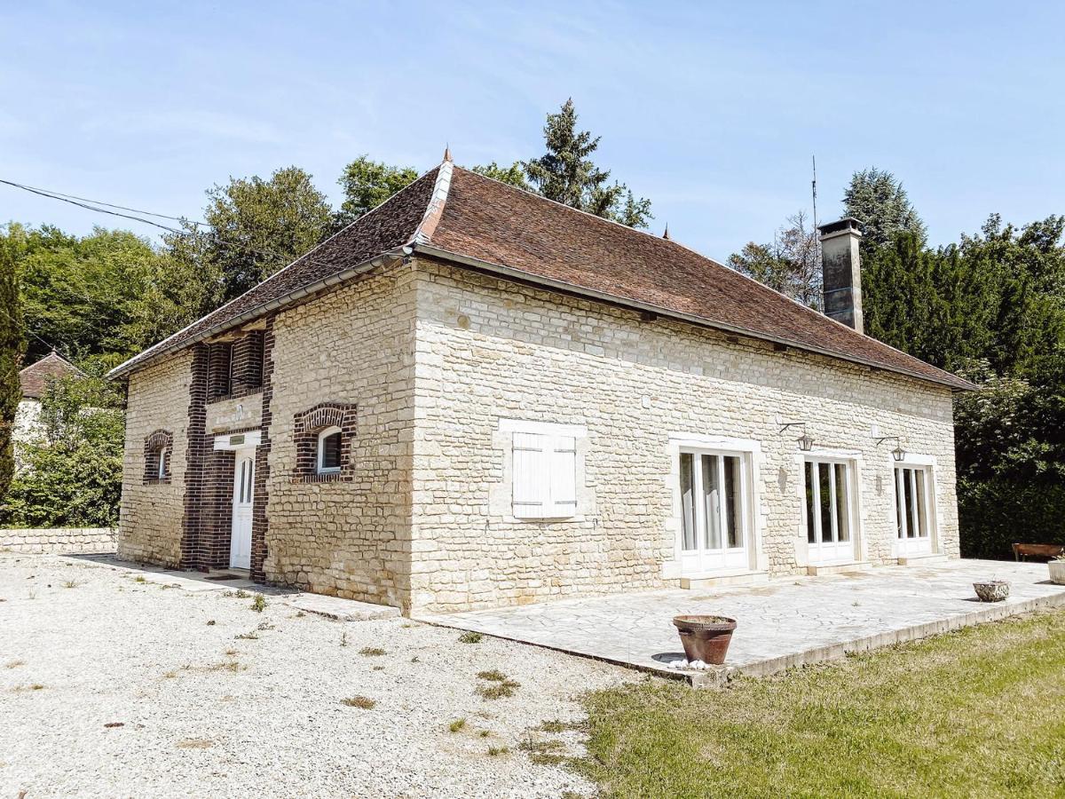 Le Val Suzenay Guest House Vendeuvre-sur-Barse Екстериор снимка